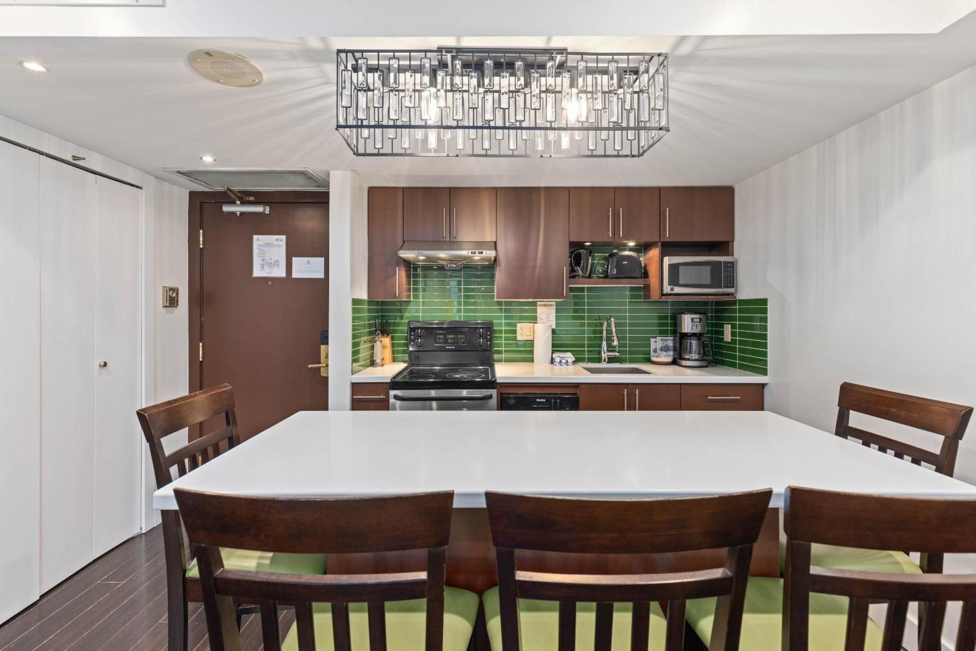 Le Chamois By Whistler Premier Apartamento Exterior foto
