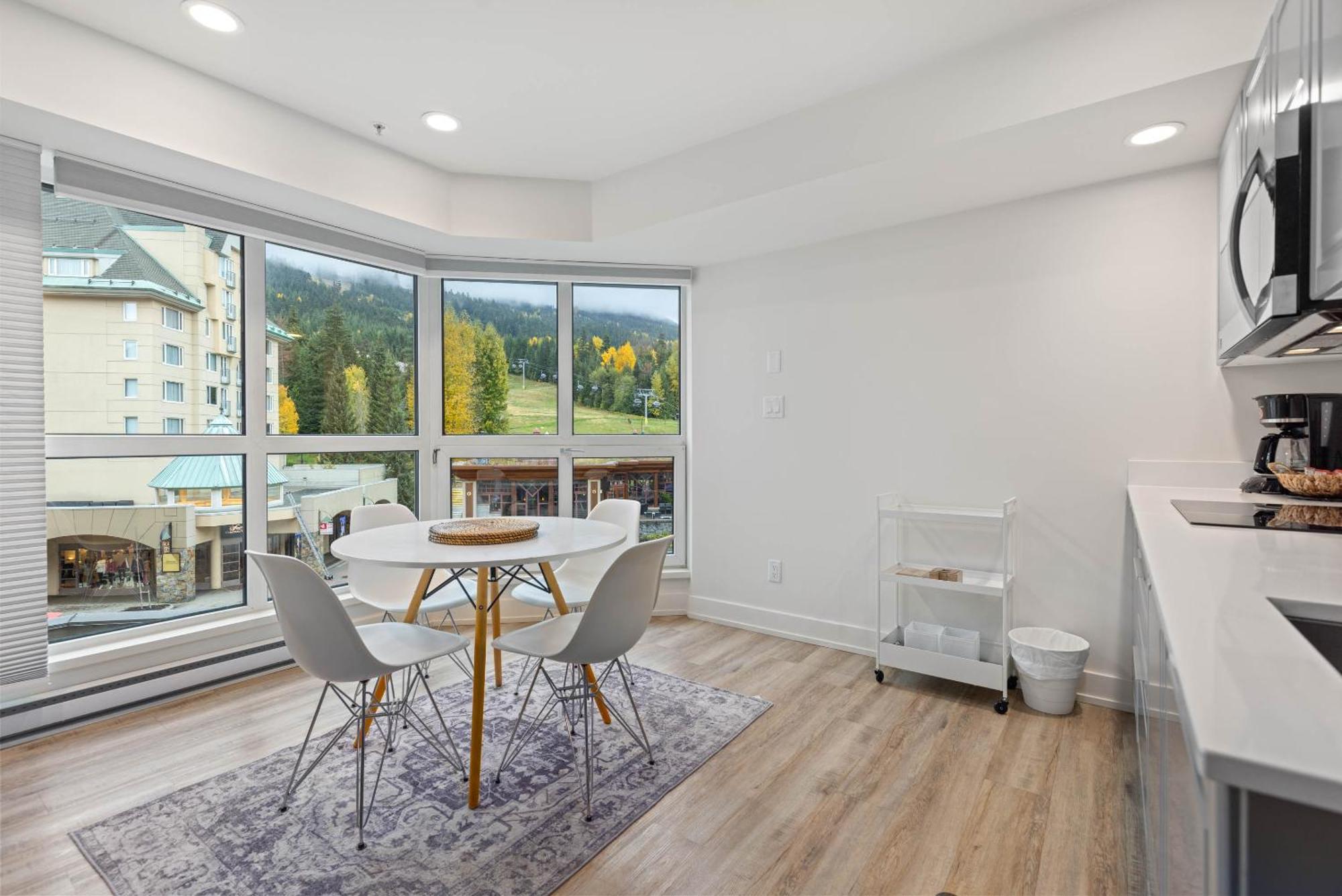 Le Chamois By Whistler Premier Apartamento Exterior foto